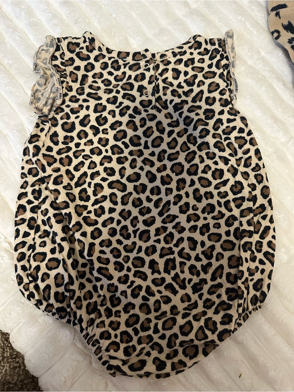 Carters Leopard Print Baby Footed Pajamas and Old Navy Romper Set - Picture 3 of 7